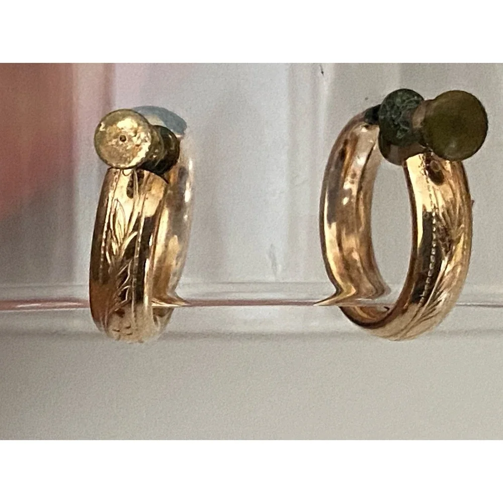Vintage Etched Yellow Gold Tone Filled? Hoop Screw Back Earrings Huggie 1930-40s
